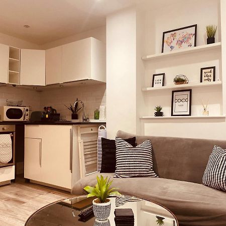 Апартаменты Modern 1 Bed Flat In The Heart Of Hackney Лондон Экстерьер фото