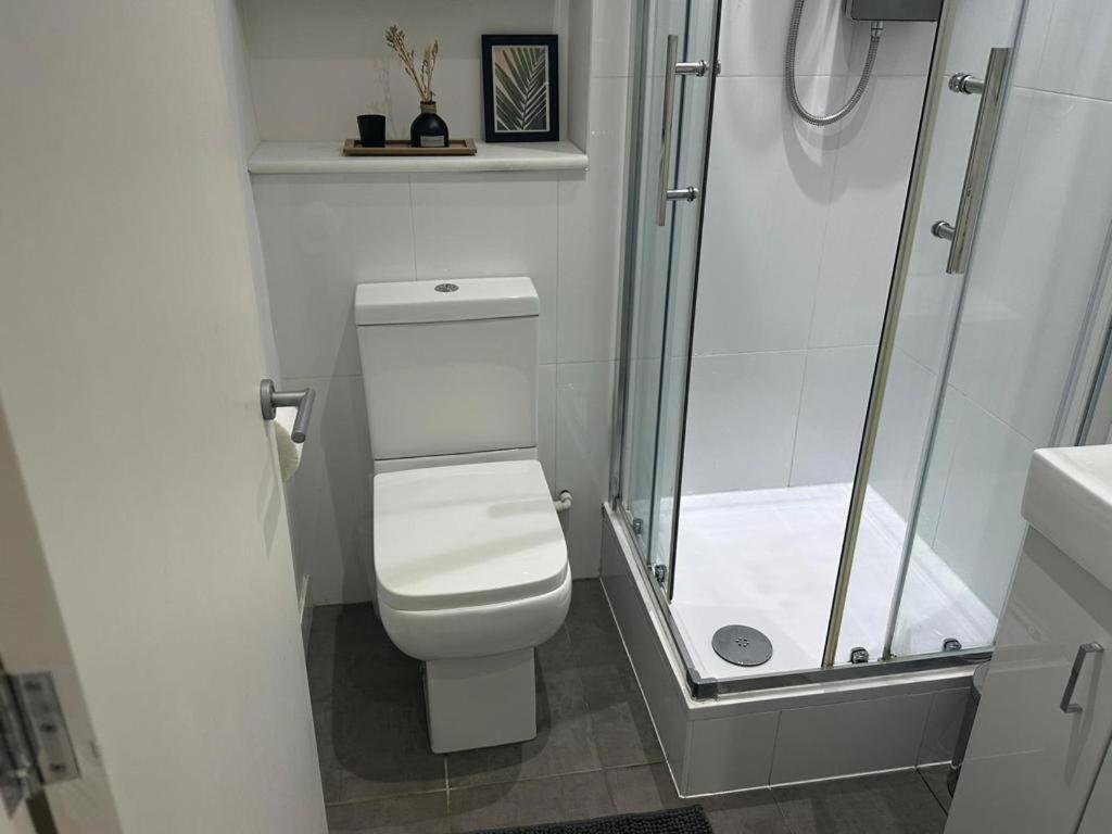 Апартаменты Modern 1 Bed Flat In The Heart Of Hackney Лондон Экстерьер фото